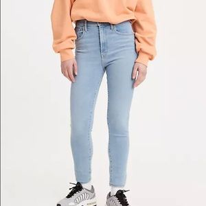 Levi’s Mile High Super Skinny Jeans